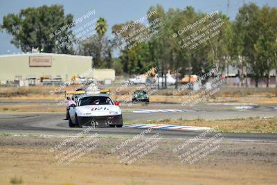 media/Sep-29-2024-24 Hours of Lemons (Sun) [[6a7c256ce3]]/Esses (1215p-1230p)/